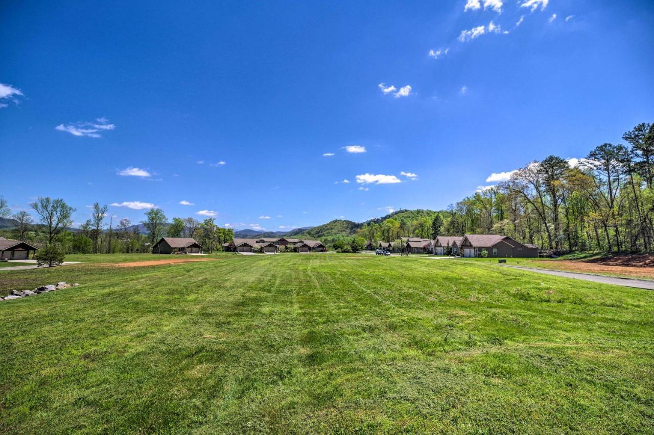 Townsend Condo With Pool, Great Smoky Mountain Views エクステリア 写真